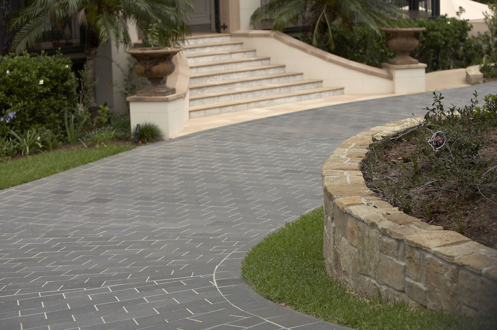 Your Considerations for the Building the Driveways