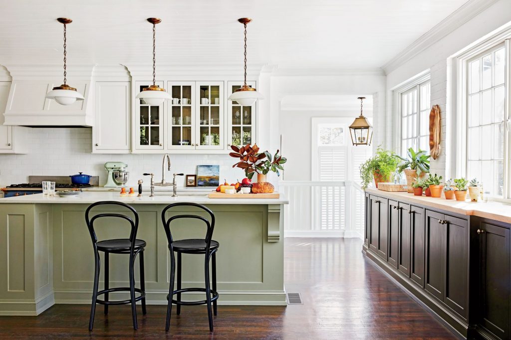 Five Hot Trends in Kitchen Cabinets for 2021