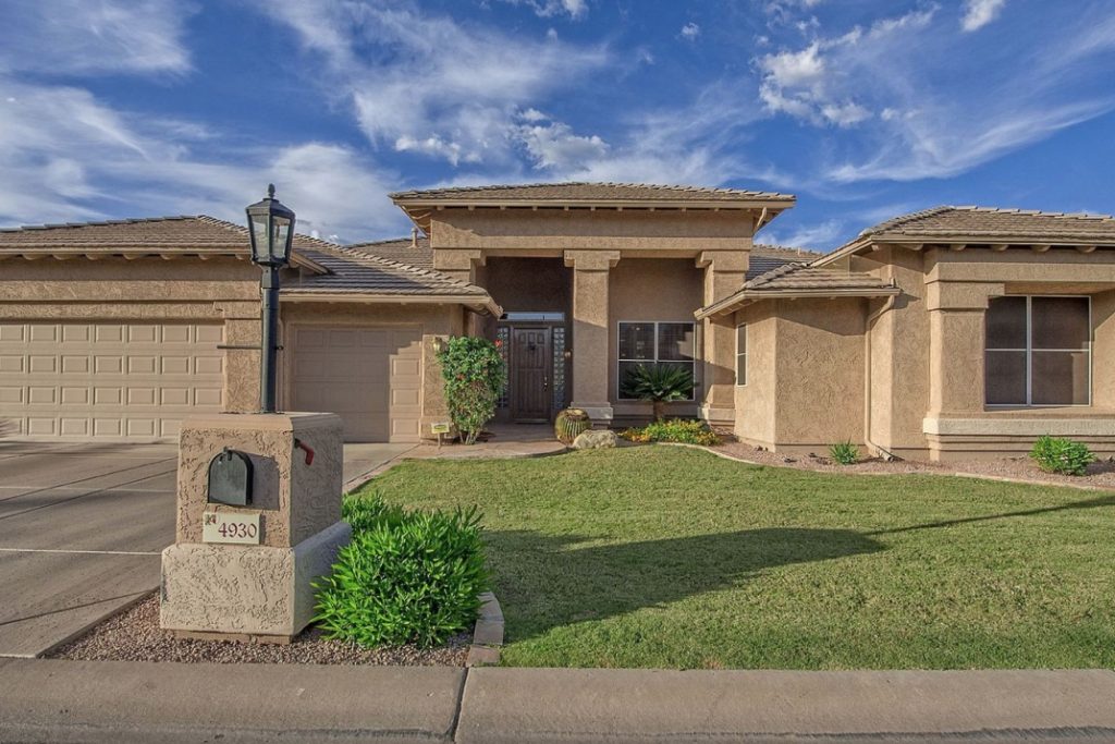 Have you ever read a sign that stated Buy Houses in Phoenix