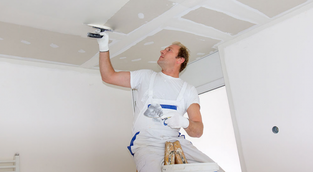Check For These Signs Before You Call Any Drywall Repair Professional