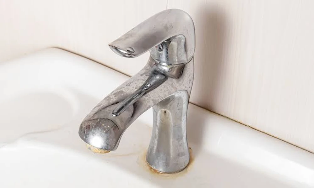 What Your Faucet Stains Say About Your Pipes
